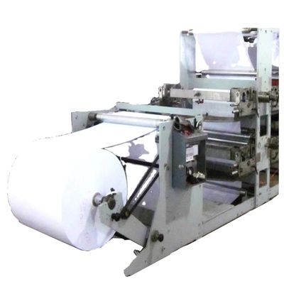 Schulbüchern, Notizbüchern, Flexographie-Druckmaschine von der Rolle zum Stapel