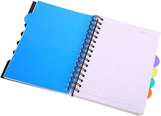 PP-Deckel A5-Projekt-Notebook mit horizontalen Linien auf den Seiten und farbigen PP-Teilern