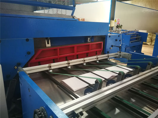 Automatische Klasse Vollautomatische Schulhefte Übungsbüchermachmaschine
