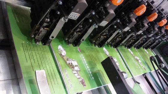 Effizientere Produktion von Linienblättern und Schreibheften mit vollautomatischer Maschine