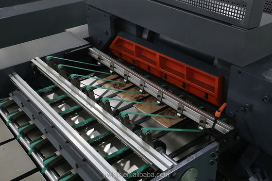 Effiziente Herstellung von Übungsbüchern und Notizbüchern mit Plastik-Buchbedeckungsmaschine